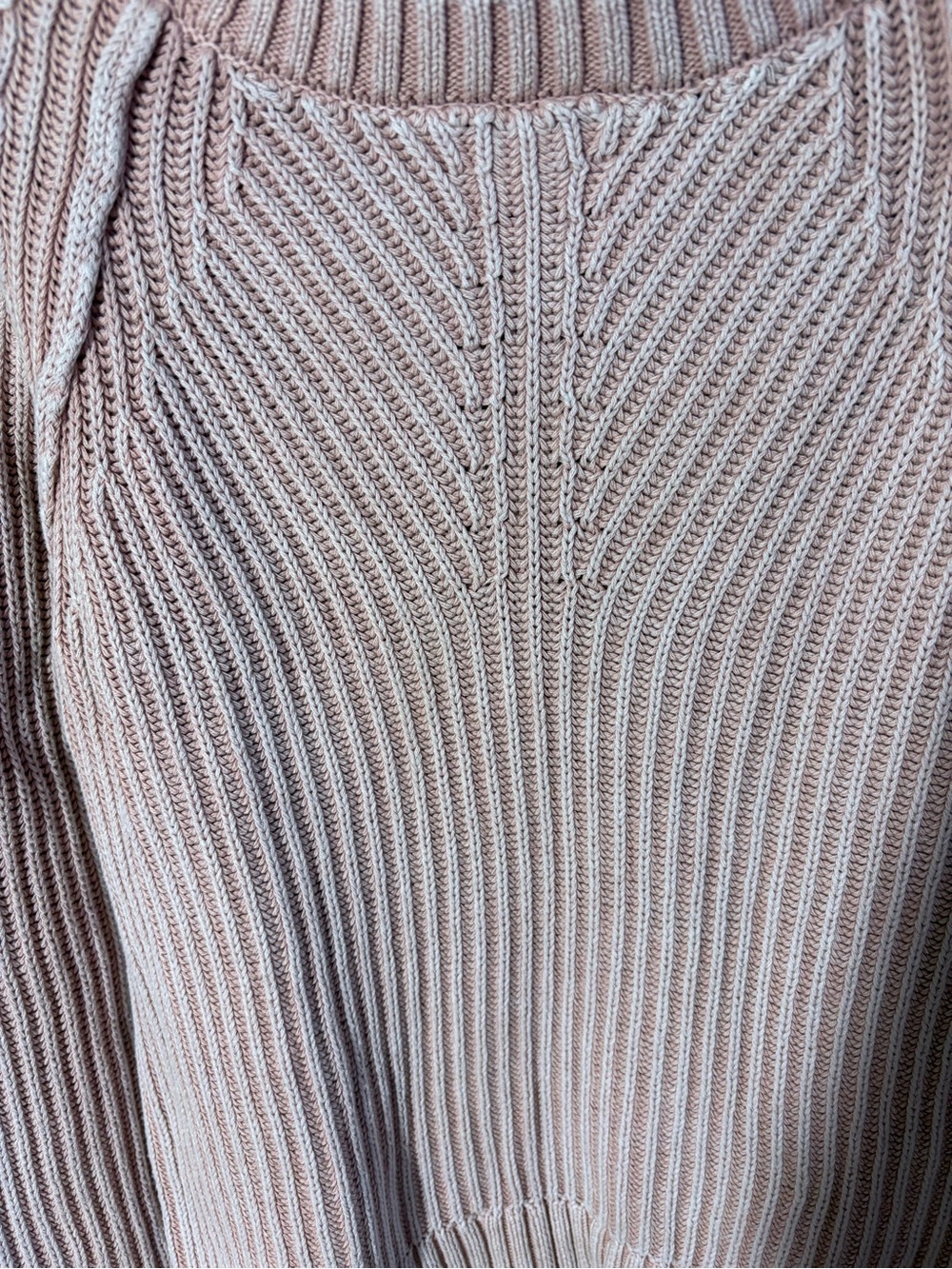 Tribal pink dimensional cotton sweater - Picture 2 of 5